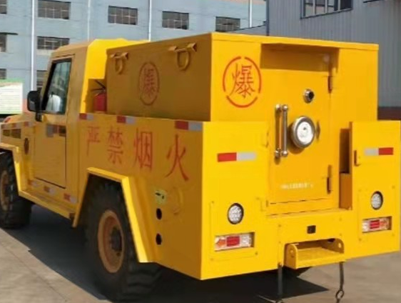 六合凯龙爆破器材运输车：保障爆破任务的安全运行